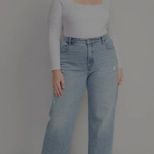 Extra High-Waisted Ripped Wide-Leg Jeans - Old Navy - Sz. 16 - Lois
